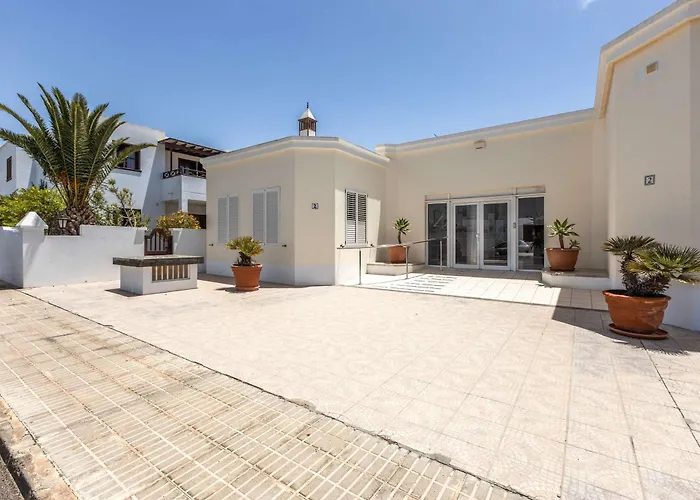 El Nido Seafront Hideaway By Bayside * Playa Honda (Lanzarote)