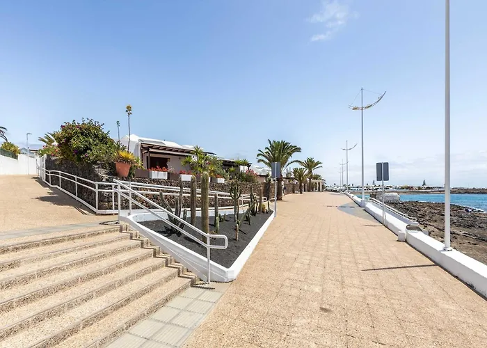 Apartment El Nido Seafront Hideaway By Bayside